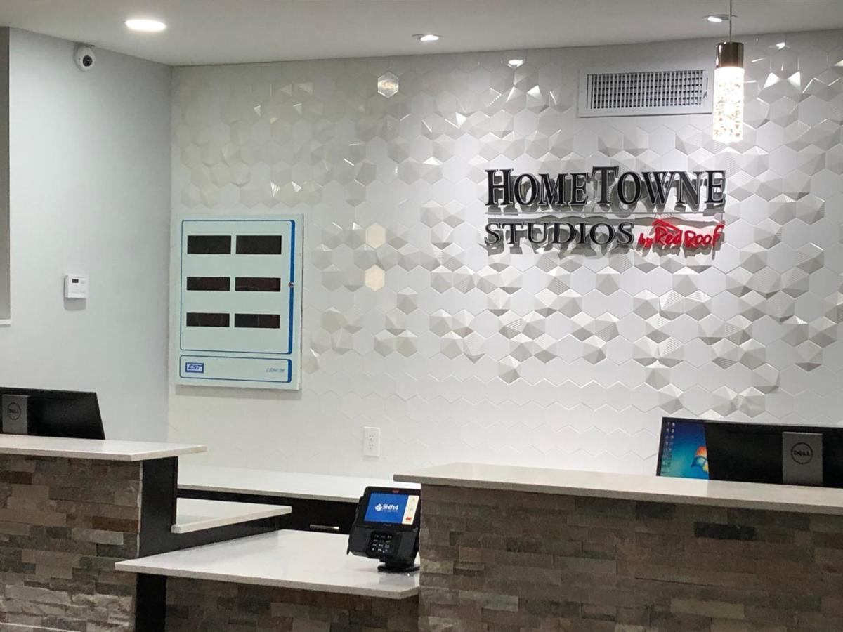 Hometowne Studios By Red Roof San Antonio E - Frost Bank Center المظهر الخارجي الصورة
